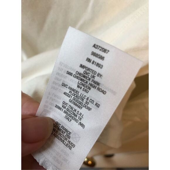 Any Body LS Ivory Top L - Picture 10 of 12